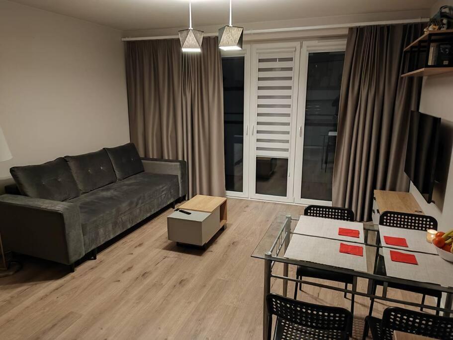 Nowe Mieszkanie 4-osobowe Apartment